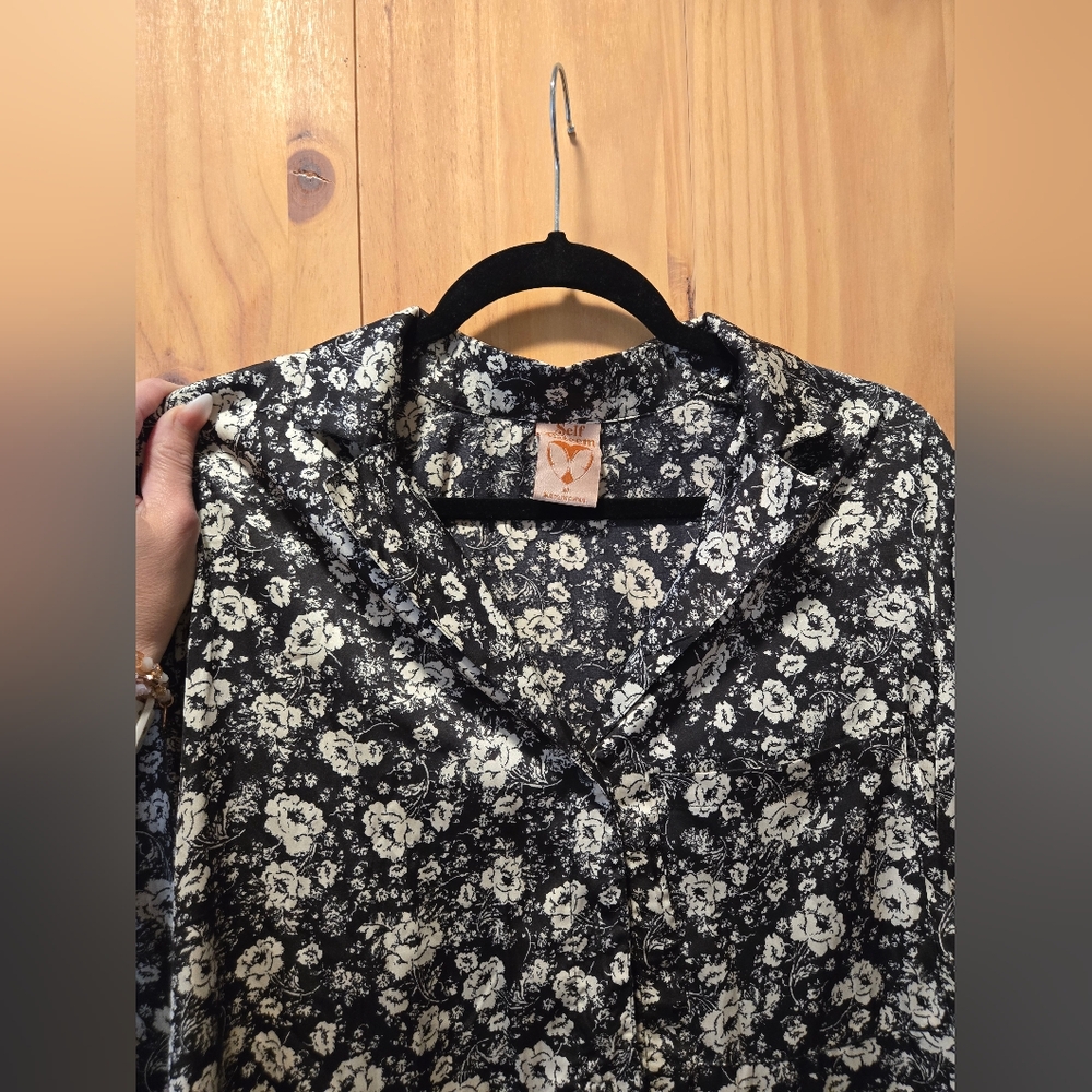 Self Esteem Black and White Floral Button Down Shirt - Picture 4 of 4